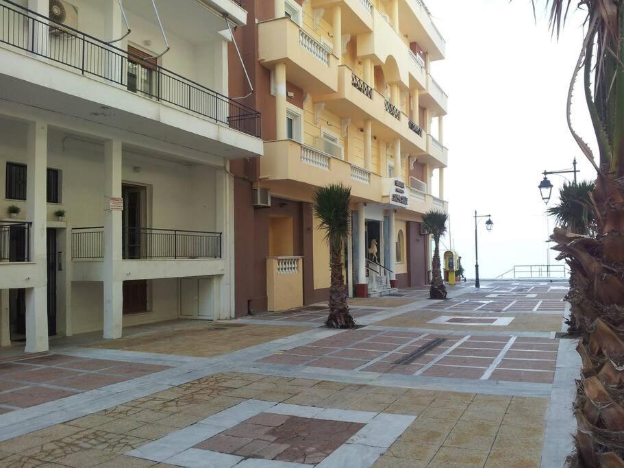 Cozy Seaside Apartment Loutraki Екстериор снимка